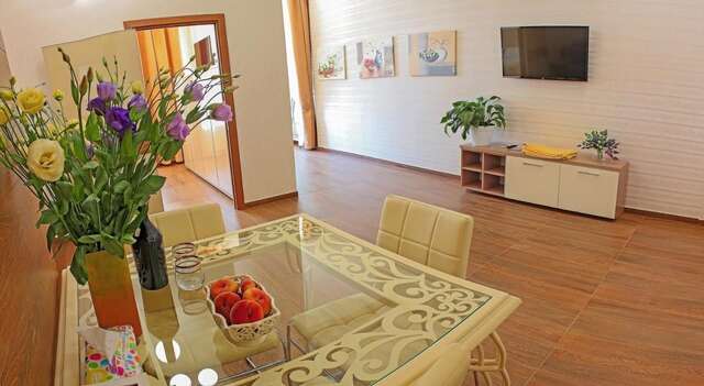 Апартаменты Apartments & TERRASA Одесса-4